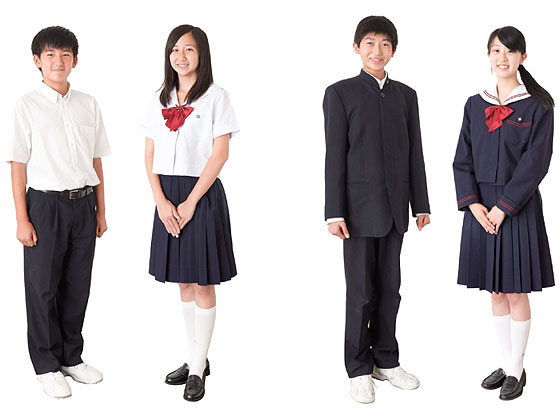 西大和学園中学校の制服