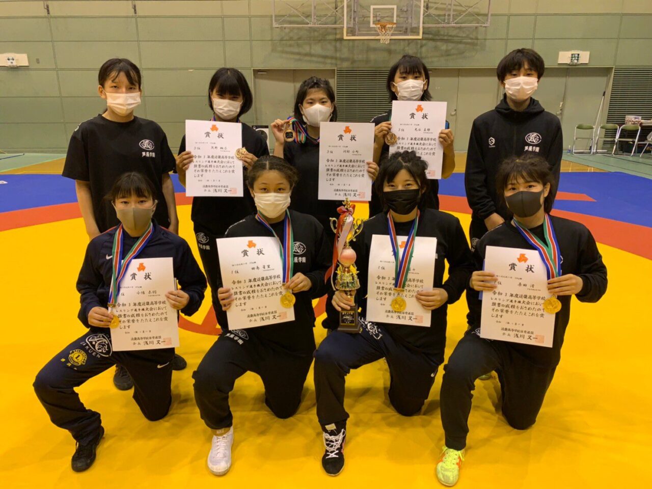 芦屋学園高校 女子レスリング部