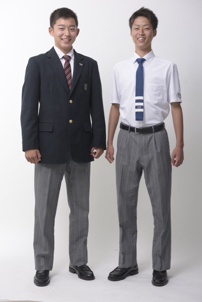 興国高校の制服