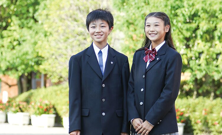 西大和学園高校の制服