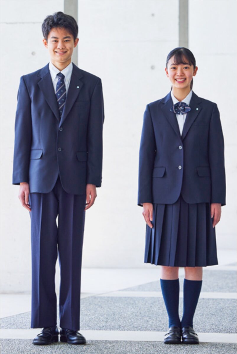 須磨学園中学校の制服