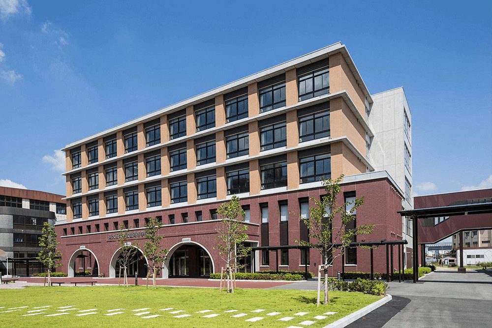東大阪大学敬愛高等学校