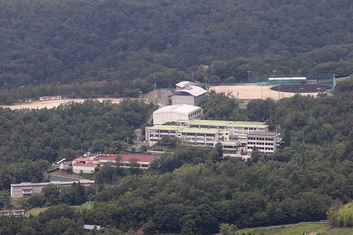 麗澤瑞浪高等学校